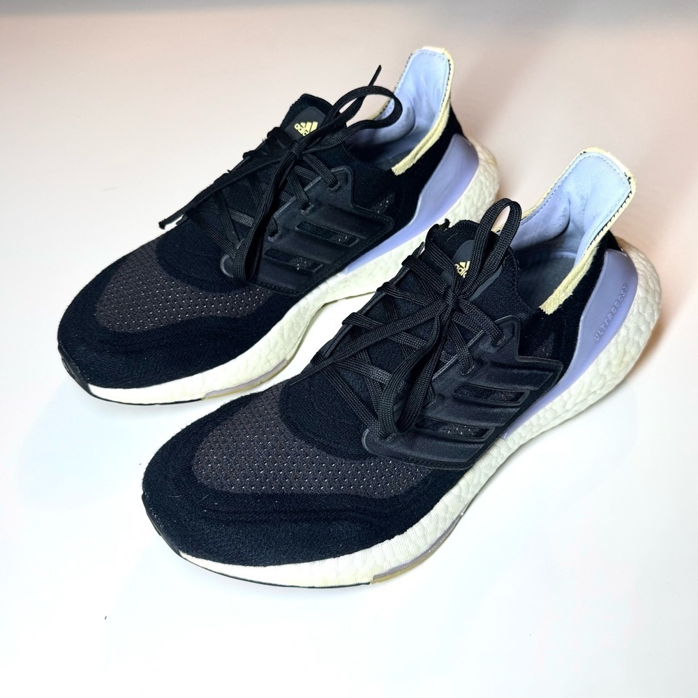 Adidas Women's Black and Lavender Running Shoes - Picture 6 of 10